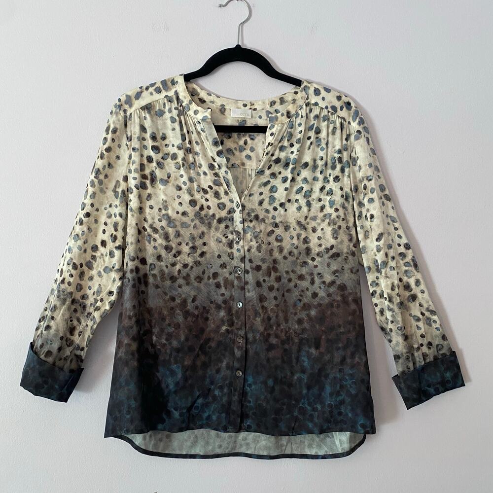 Ecru Gray Animal Print Button Down Silk Blend Blouse Shirt Women's size Medium
